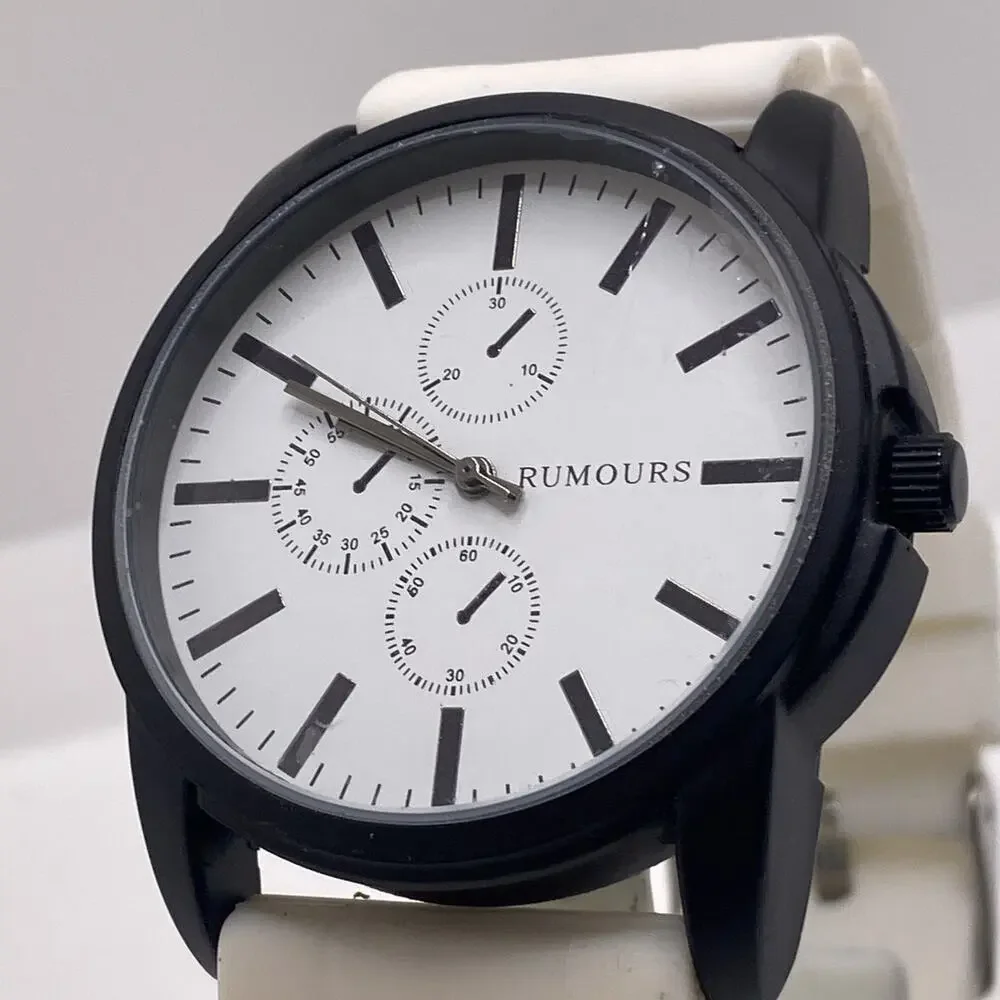 Rumours Unisex White Rubber Watch New Battery